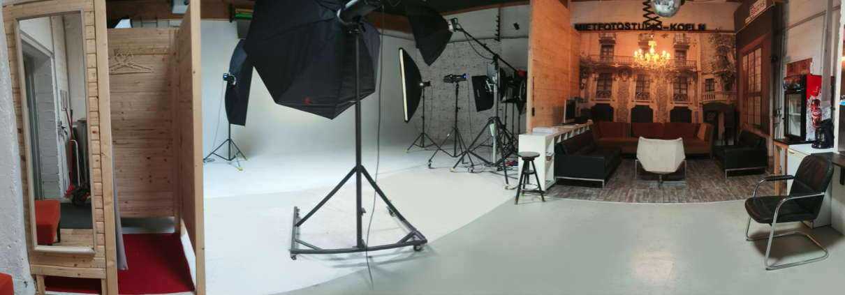 Fotostudio Köln mieten – 7 m Hohlkehle im Atelier 5b